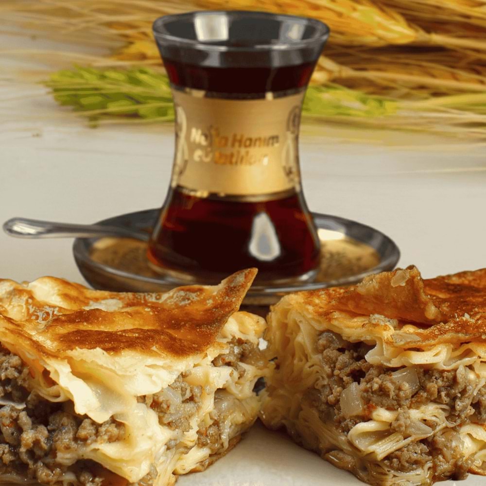 Kıymalı Su Böreği