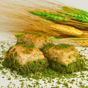 Fıstıklı Kaymakam Baklavası