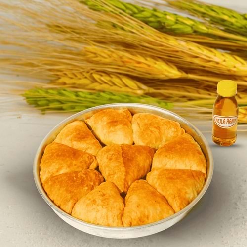 Küçük Tepsi Üçgen Laz Böreği