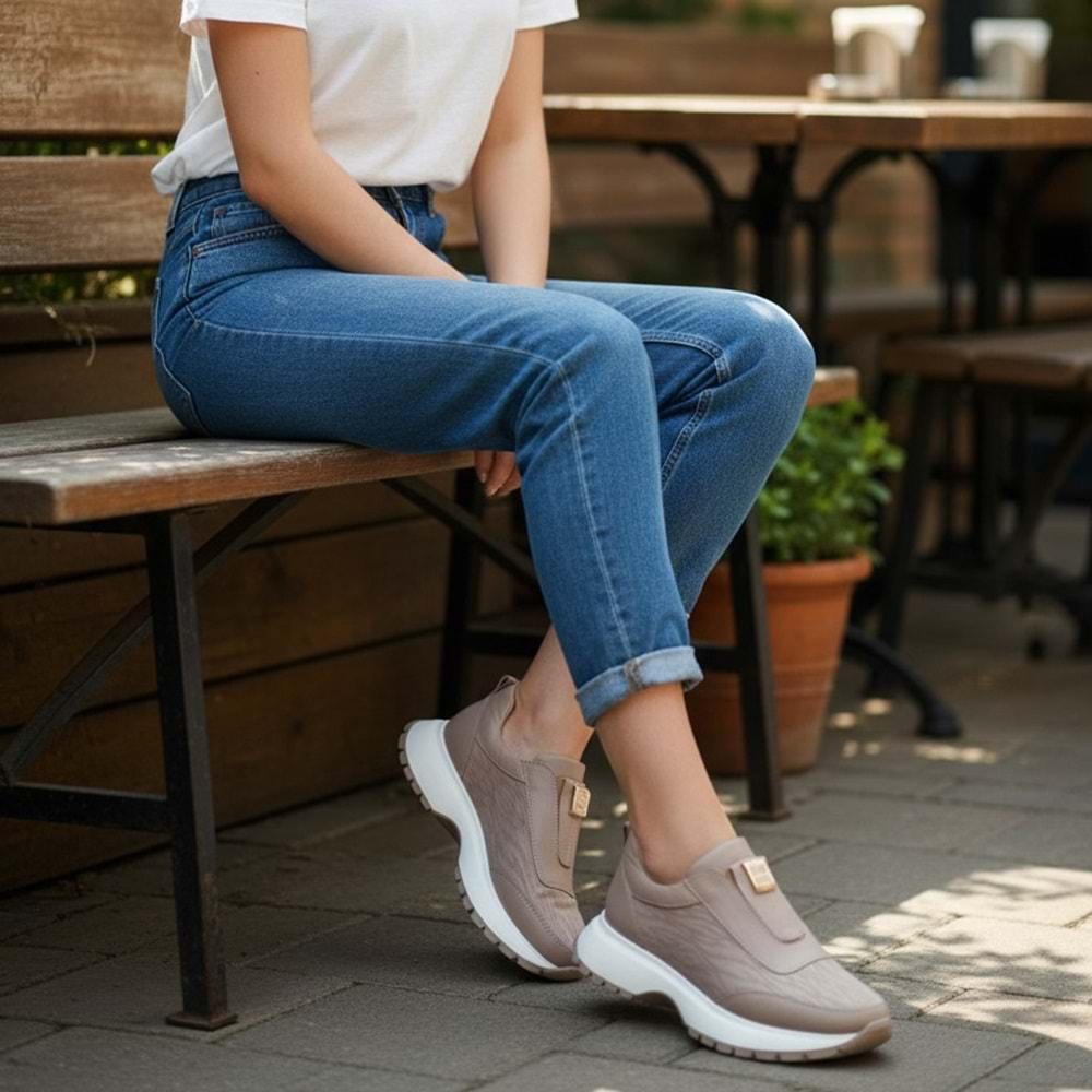 Konfores 1965-273061 Hakiki Deri Anatomik Tabanlı Kadın Sneakers Ayakkabı - NKT01965-BEJ-37