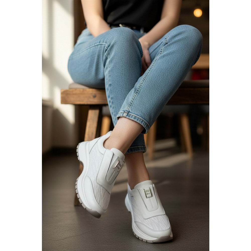 Konfores 1965-273061 Hakiki Deri Anatomik Tabanlı Kadın Sneakers Ayakkabı - NKT01965-BEYAZ-38