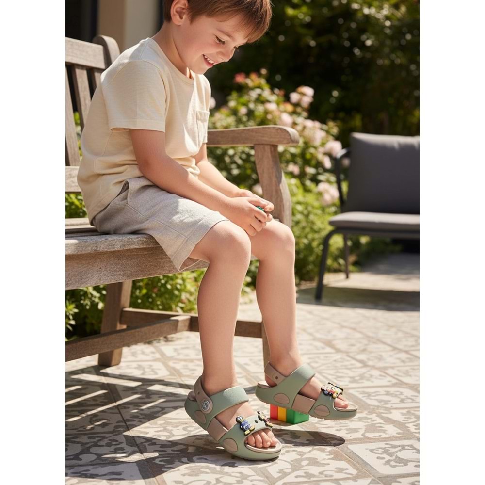 2247-Akınal Unisex Figürlü Ultra Yumuşak Esnek Kaymaz Tabanlı Çocuk Sandalet Terlik - NKT02247-yeşil-27